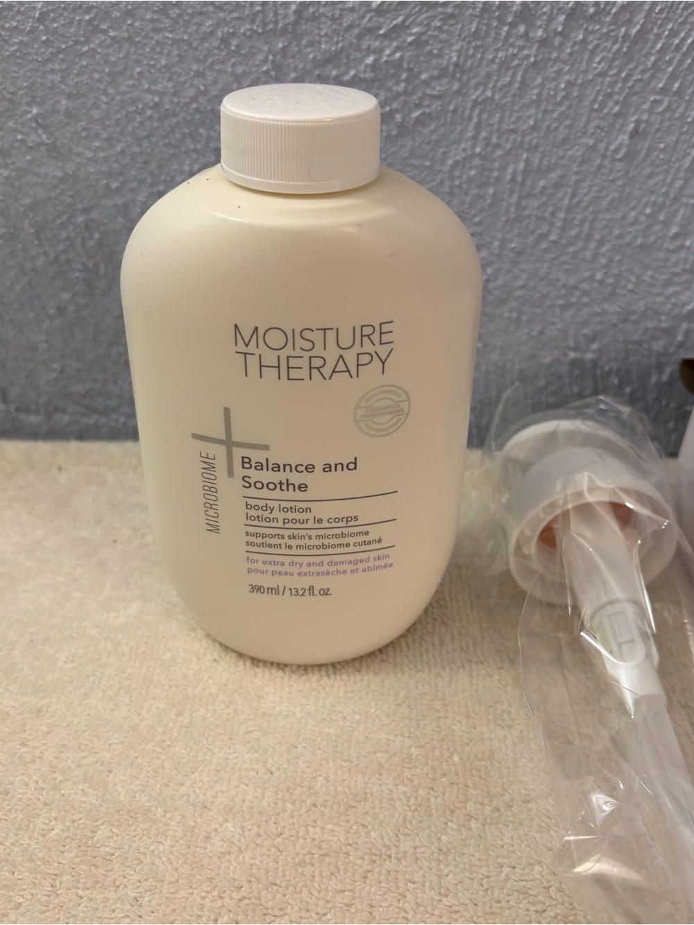 Avon Moisture Therapy Balance and Soothe Lotion - Cream White NEW 13.2 Fl oz